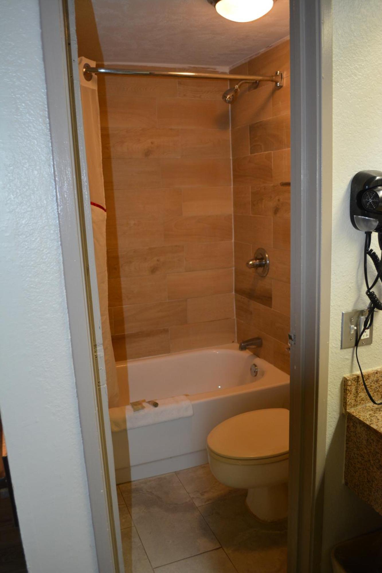 Red Roof Inn Jackson North - Риджланд Екстериор снимка